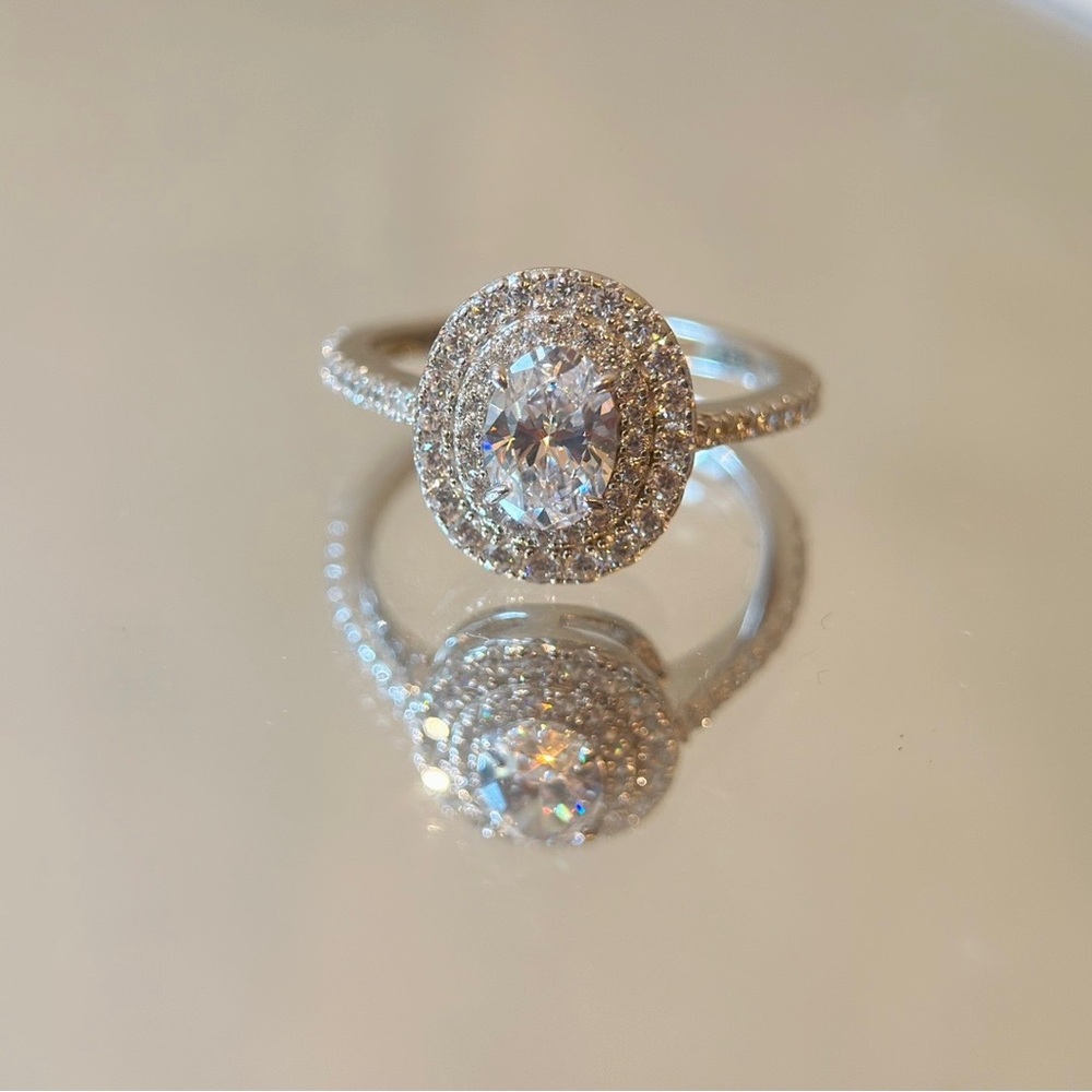 Pigeon Egg Double Row Diamond Ring